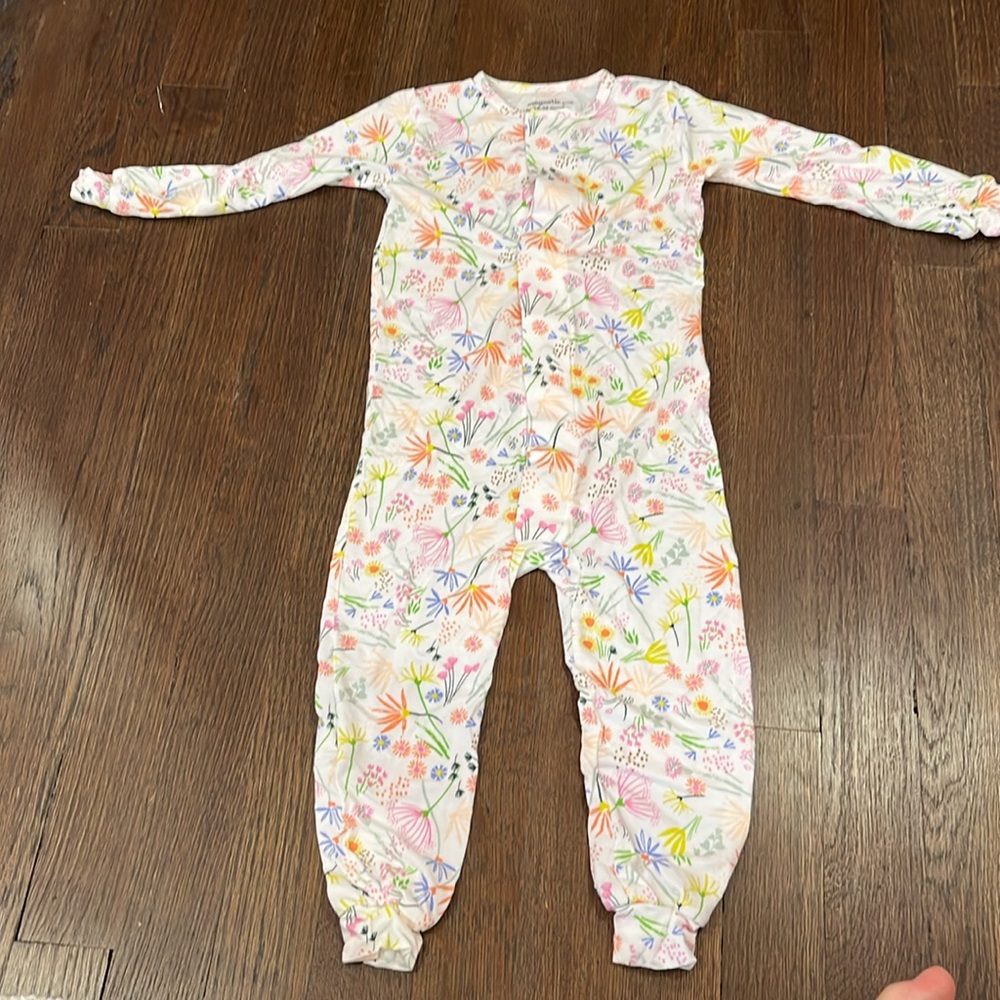 Floral magnetic onesie. 18-24mo.